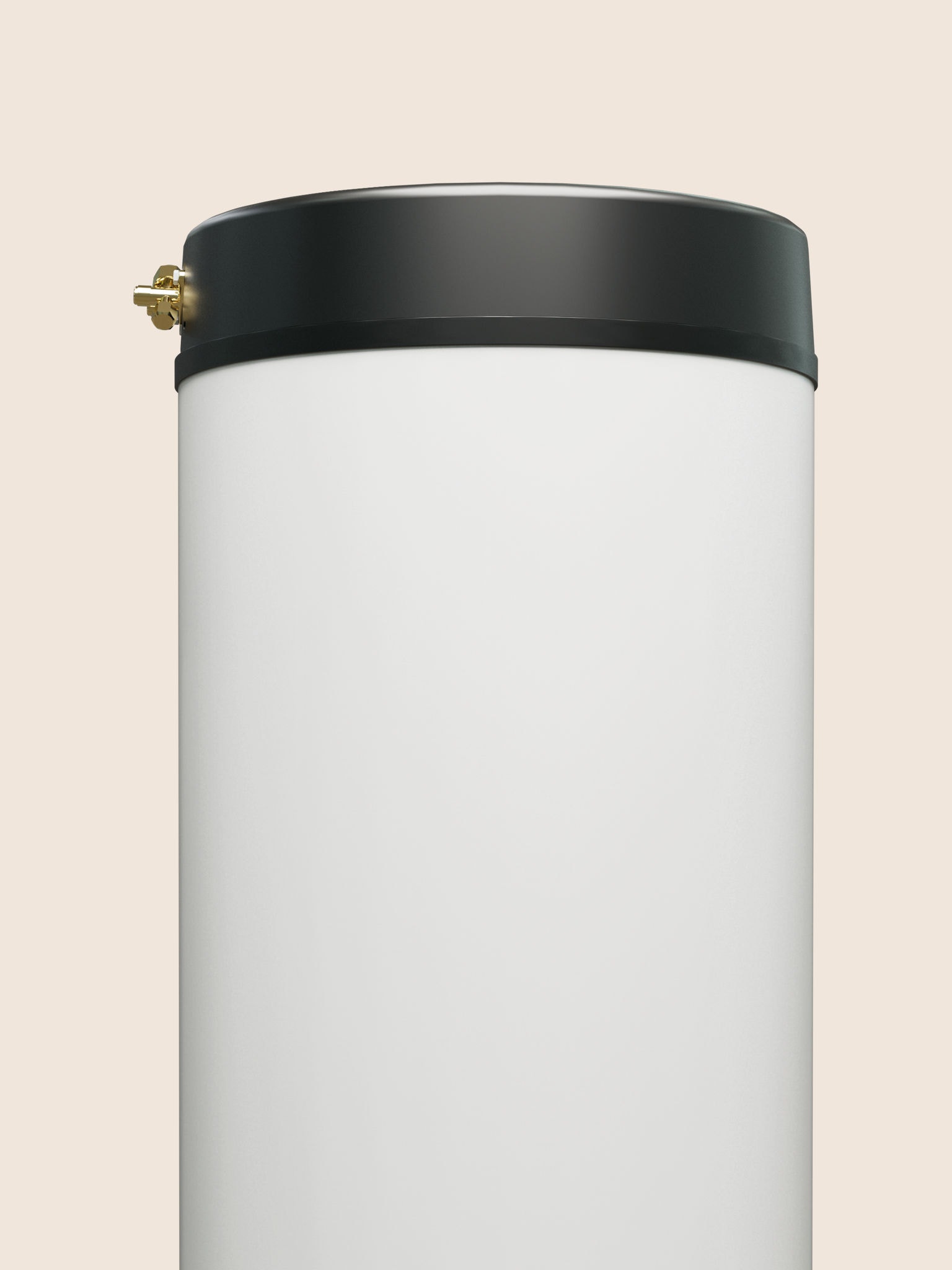 Vooraanzicht van een tank voor sanitair warm water.